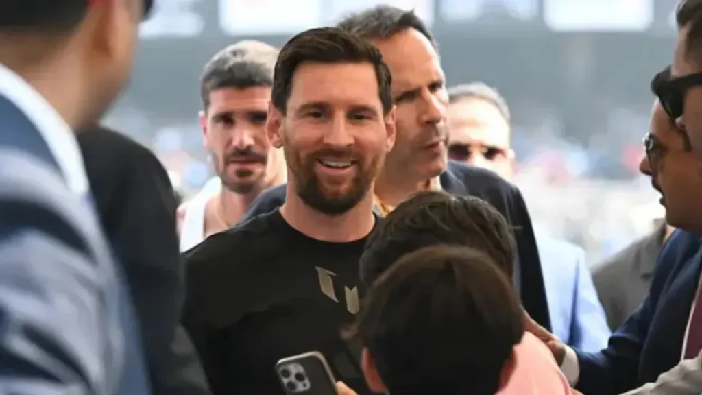 Luis Suarez at Vantara